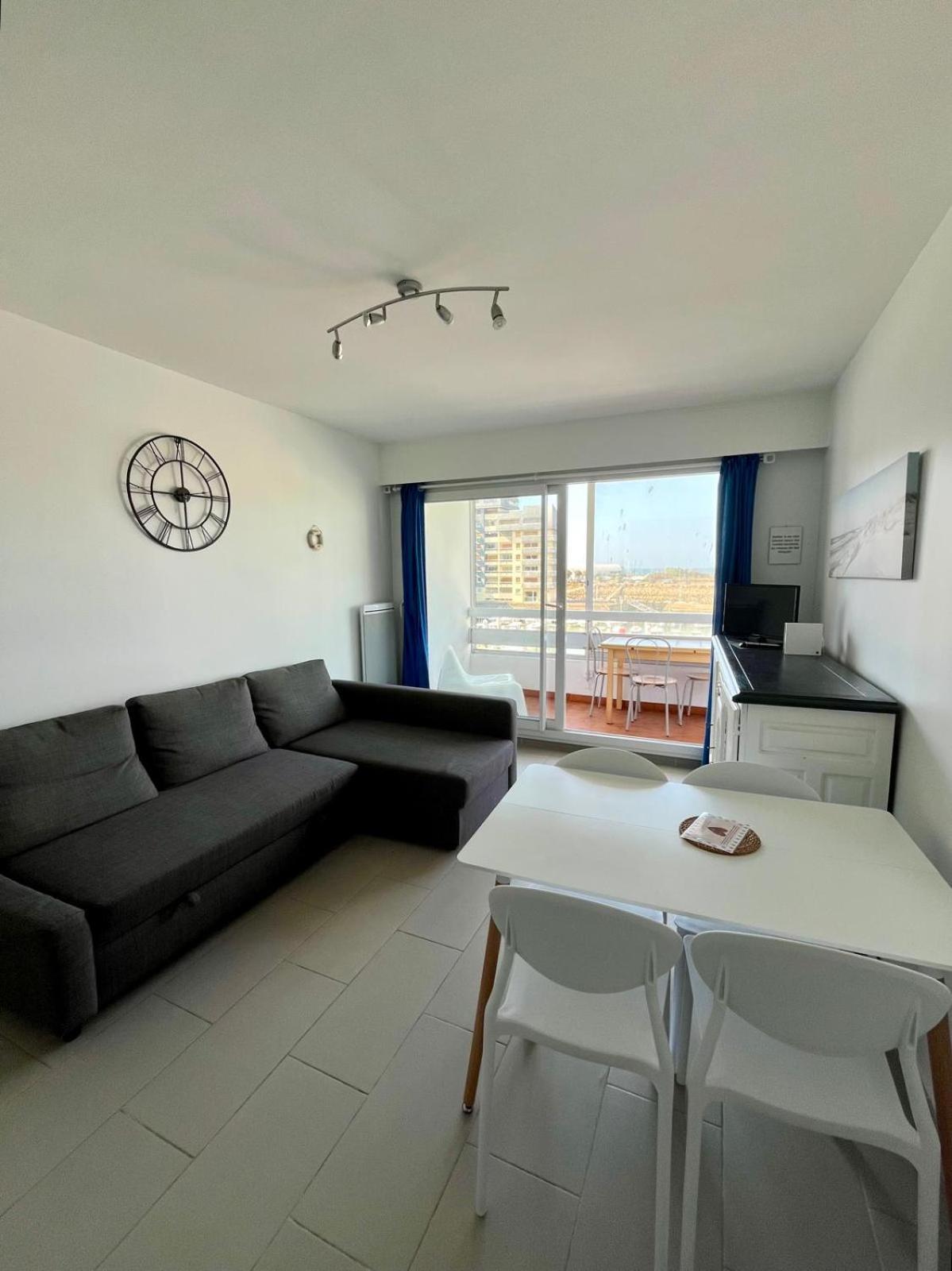 Appartement Vue Mer Et Marina, Loggia - Parking Курсёль-сюр-Мер Экстерьер фото